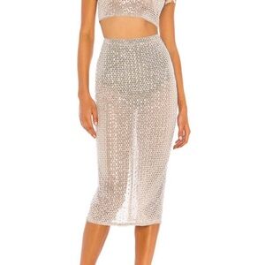 Camilla Coelho metallic set